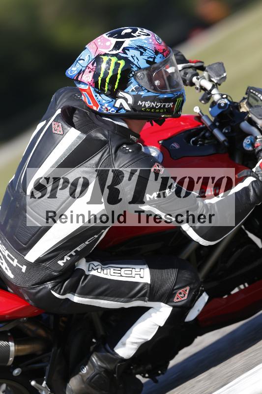 /Archiv-2025/49 26.08.2025 Cornu Master School ADR/blau-bleu/51